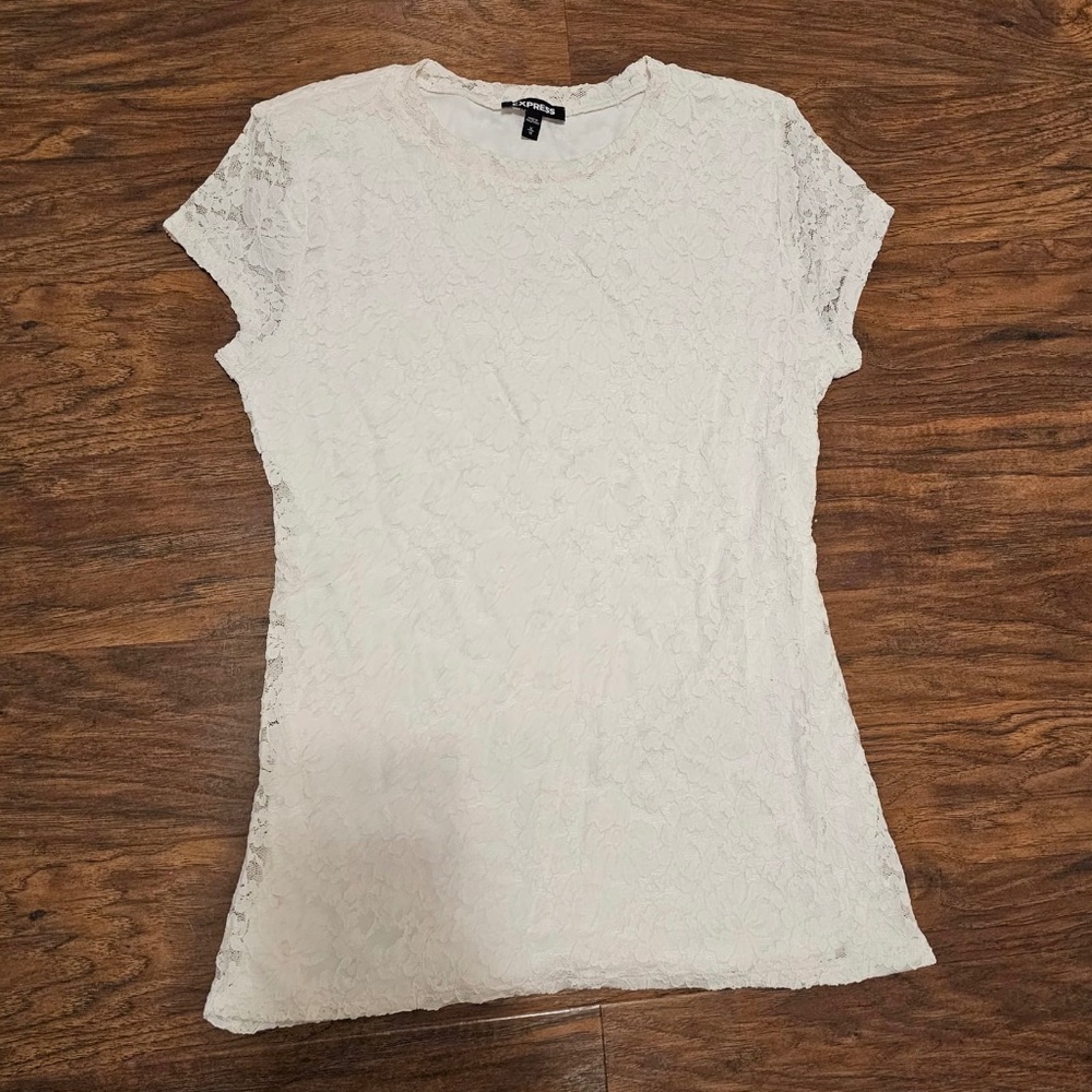 Elegant White Express Shirt Size Medium